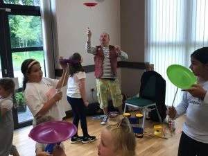 6 Weeks Holiday - Circus